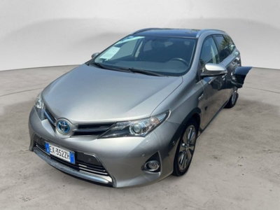 Toyota Auris 1.8 Hybrid Lounge usata