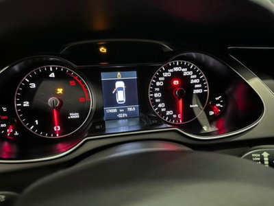 Audi A4 Avant 2.0 TDI ultra 136CV Business (13)