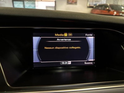 Audi A4 Avant 2.0 TDI ultra 136CV Business (16)