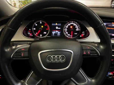 Audi A4 Avant 2.0 TDI ultra 136CV Business (17)