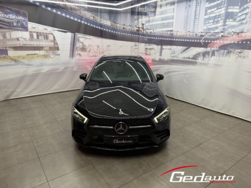 Mercedes-Benz Classe A Sedan 180 d AMG Line Premium Plus auto
