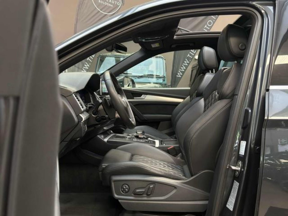 Audi Q5 40 TDI quattro S tronic S line plus (8)