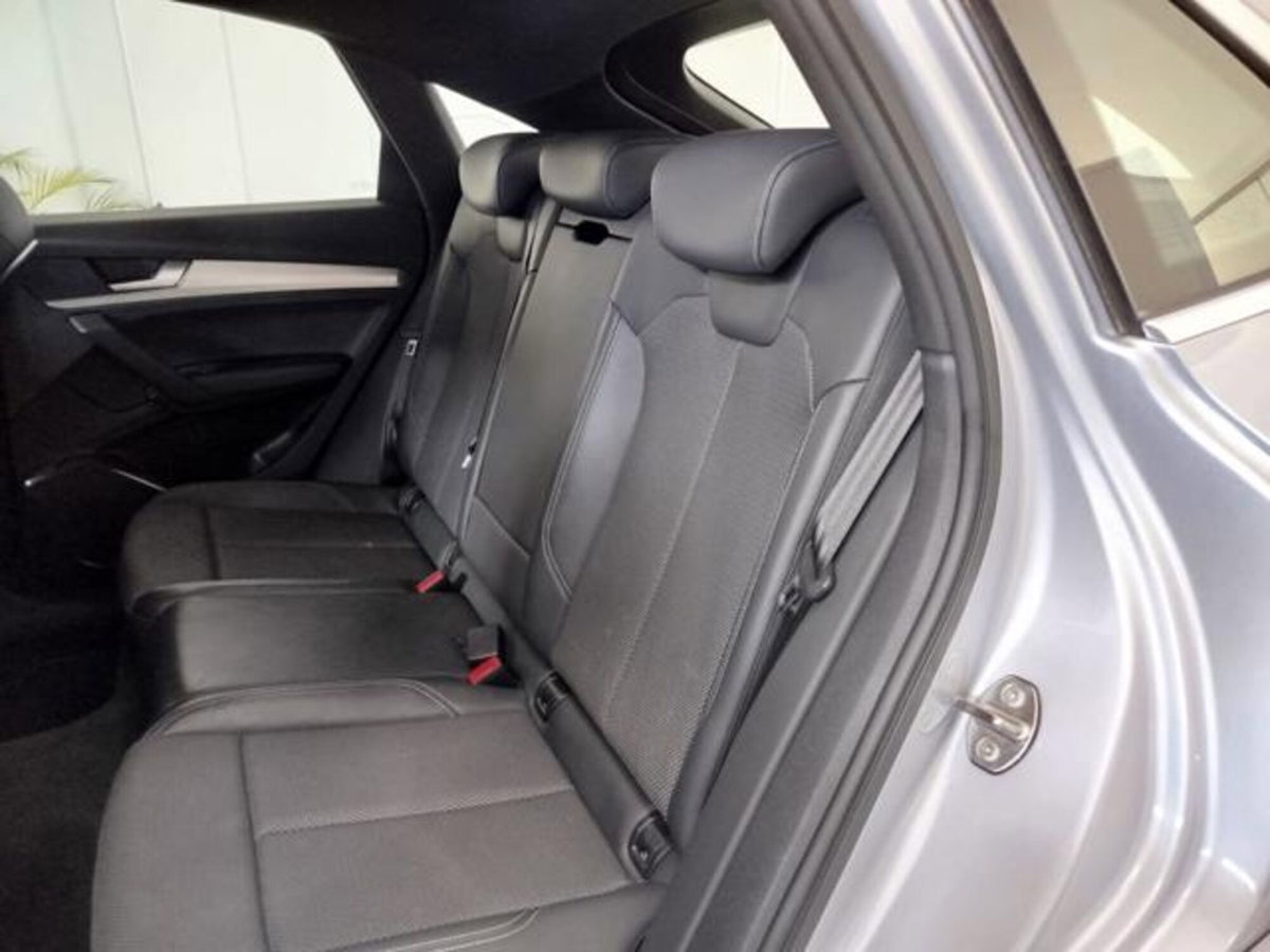 Audi Q5 40 TDI 204 CV quattro S tronic S line plus (11)
