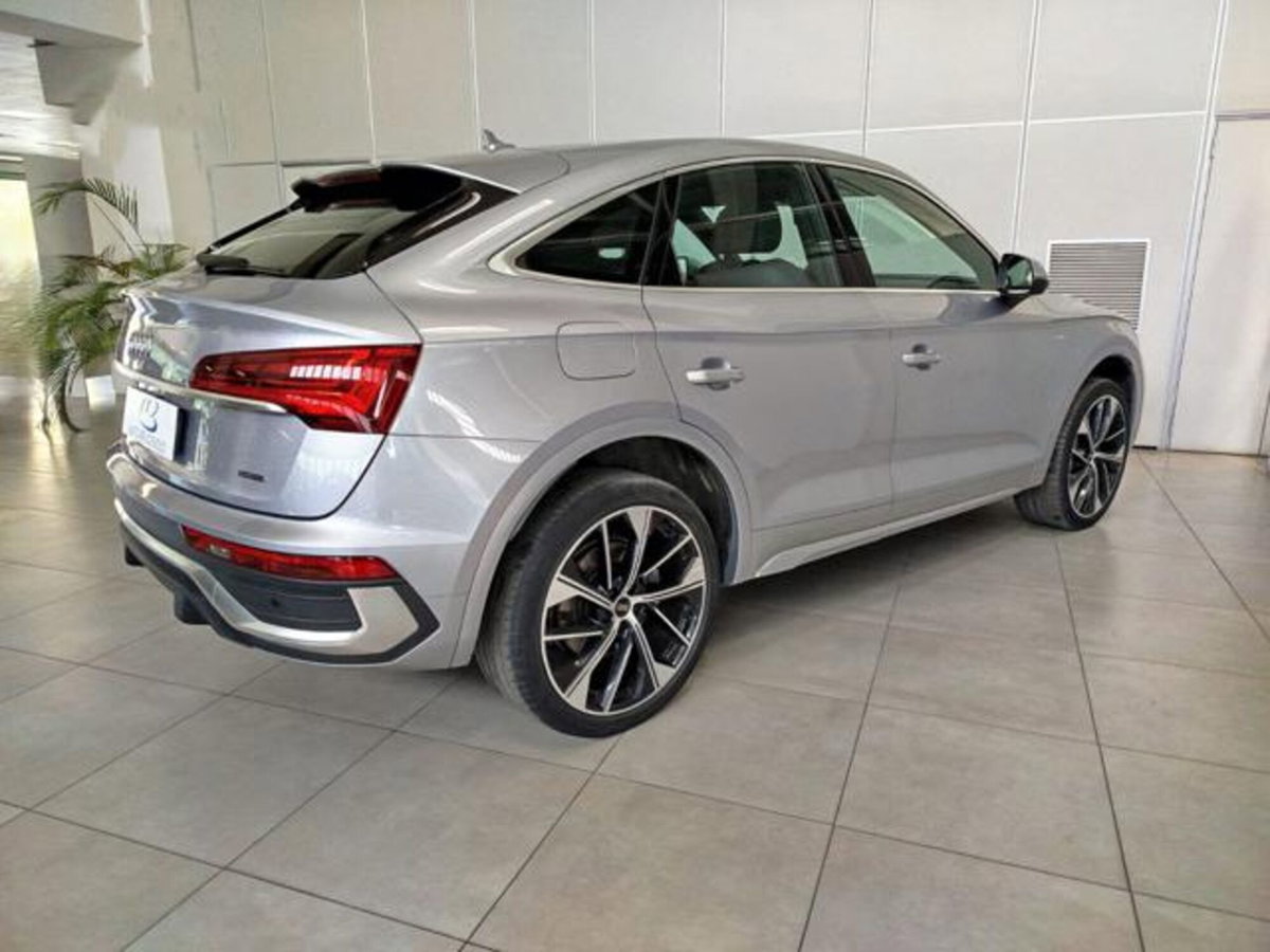 Audi Q5 40 TDI 204 CV quattro S tronic S line plus (4)