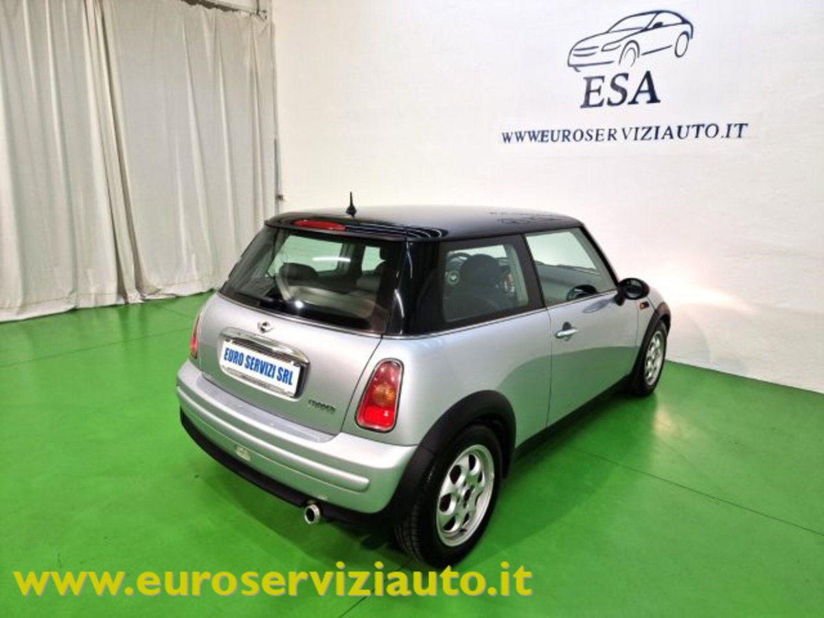 MINI Mini 1.6 16V Cooper (11)