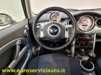 MINI Mini 1.6 16V Cooper (15)