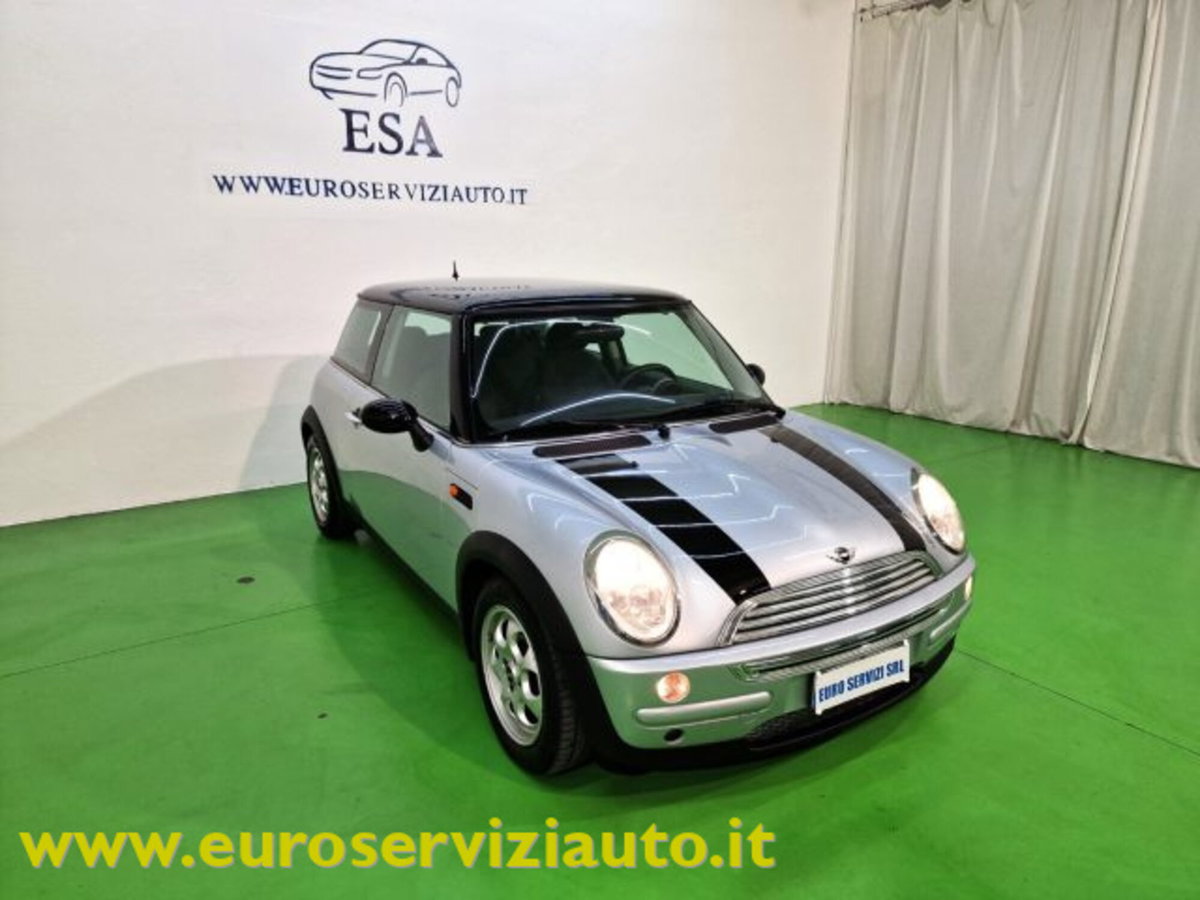 MINI Mini 1.6 16V Cooper (6)