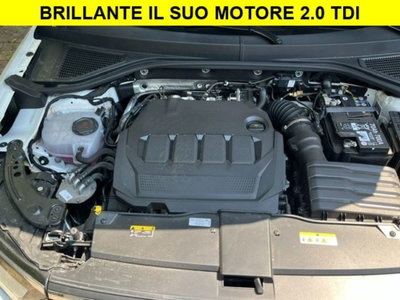 Volkswagen T-Roc 2.0 tdi Edition 115cv (12)