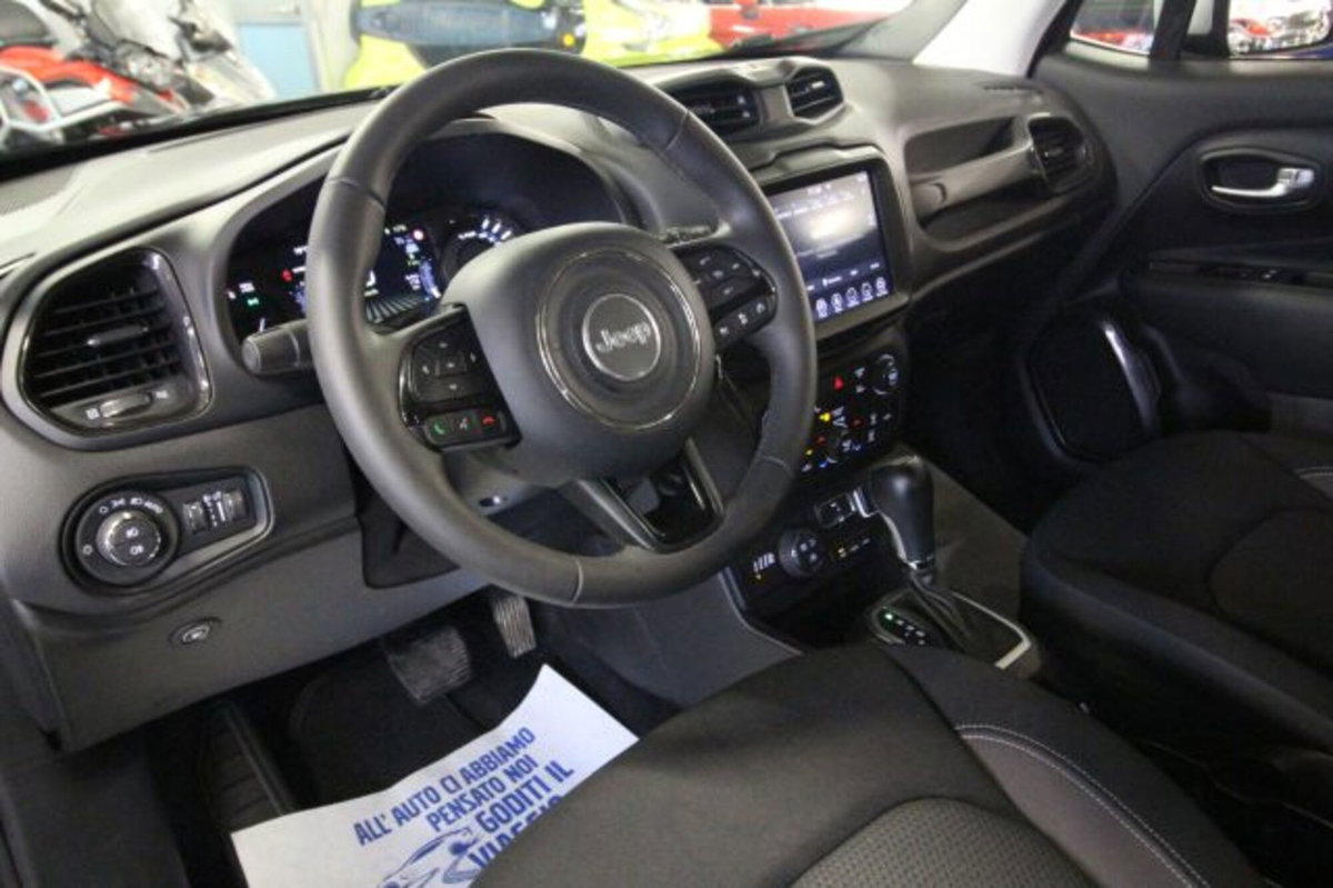 Jeep Renegade 1.3 T4 190CV PHEV 4xe AT6 Limited (7)