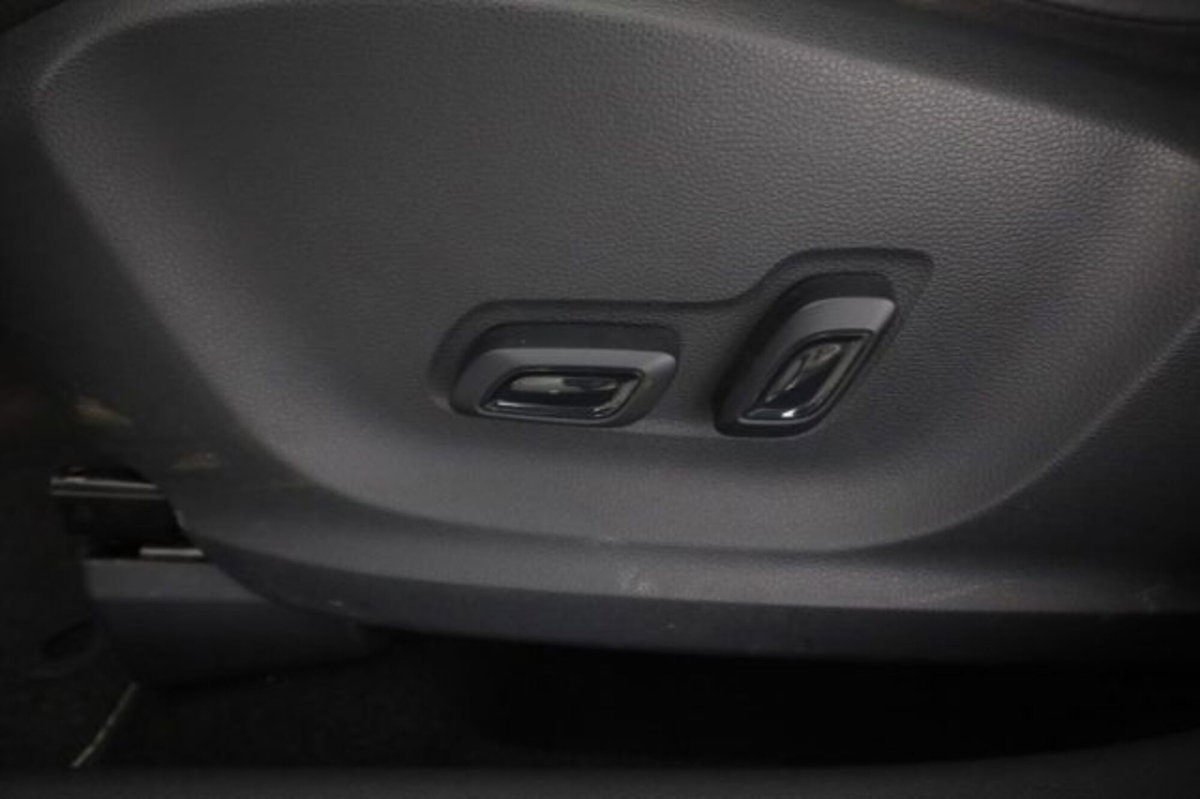 Mg ZS ZS 1.5 Luxury (14)