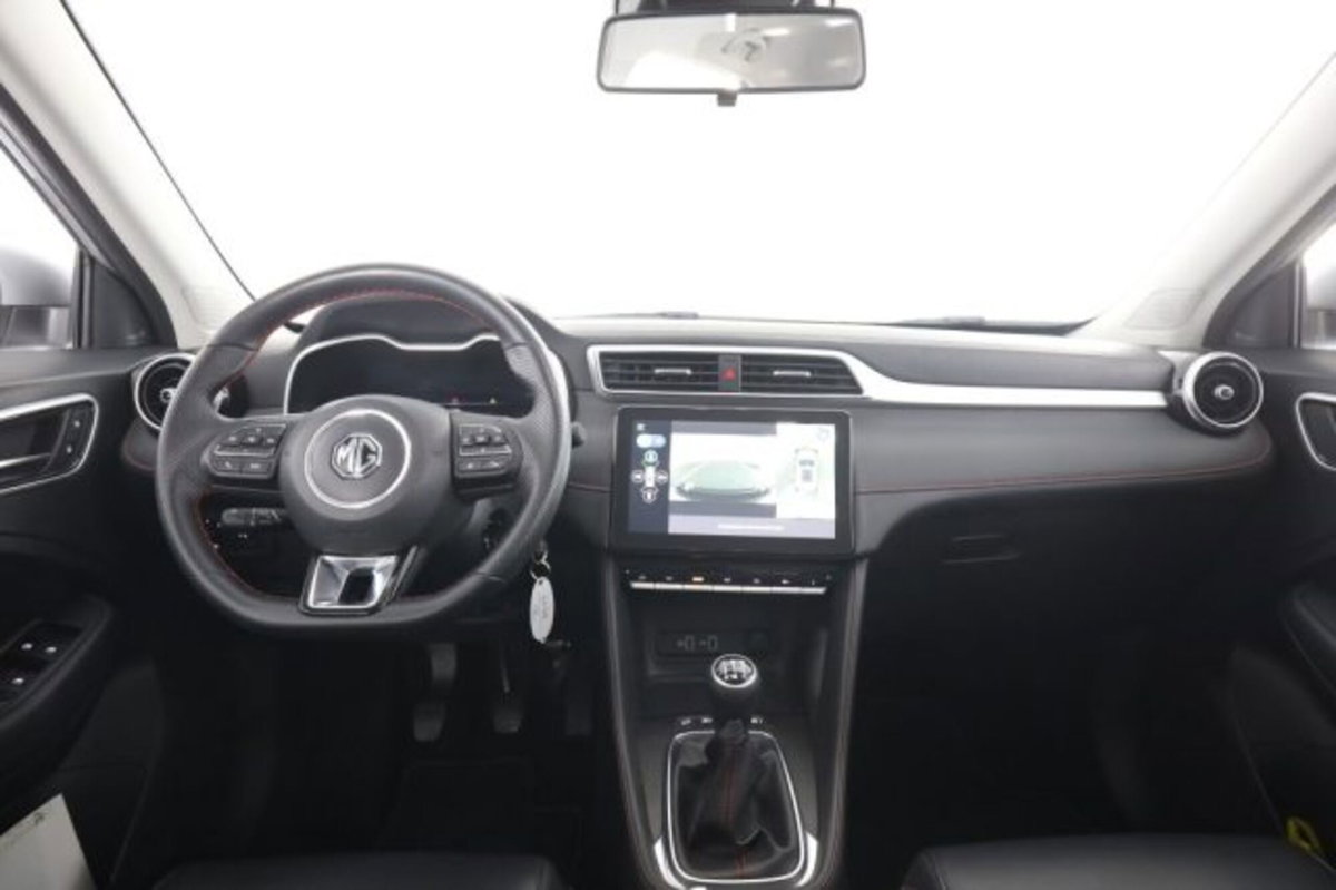 Mg ZS ZS 1.5 Luxury (4)