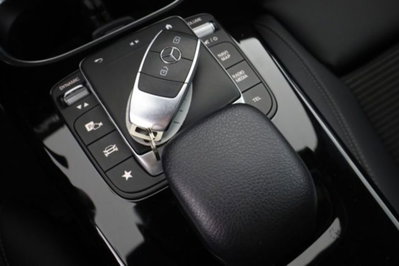 Mercedes-Benz Classe A 200 d Automatic Business (13)