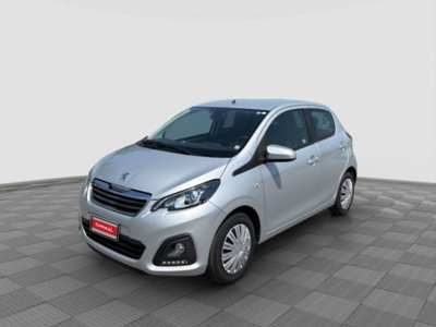 Peugeot 108 72 3 porte Allure usata