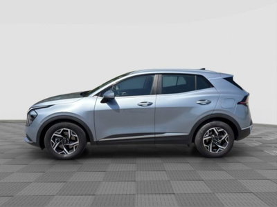 Kia Sportage 1.6 crdi mhev Business dct (2)