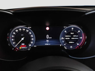 Alfa Romeo Giulia 2.2 Turbodiesel 210 CV AT8 AWD Q4 Estrema (11)