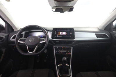 Volkswagen T-Roc 2.0 tdi Life 115cv (4)