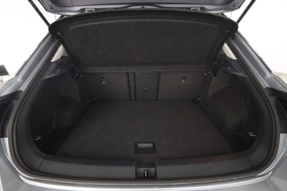 Volkswagen T-Roc 2.0 tdi Life 115cv (6)