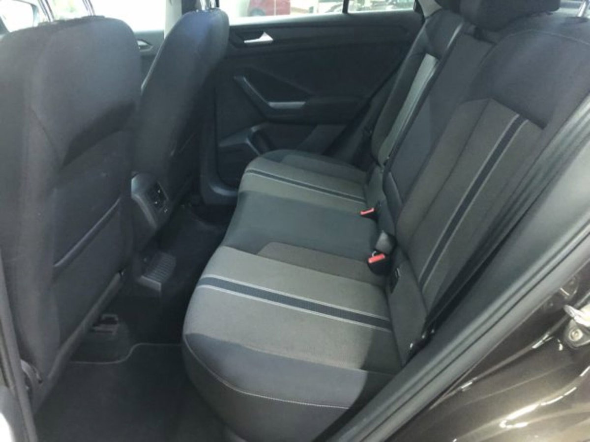 Volkswagen T-Roc 1.6 TDI SCR Style BlueMotion Technology (11)