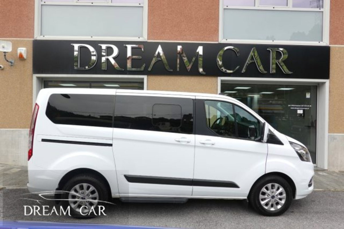 Ford Tourneo Custom 320 2.0 TDCi 130CV MHEV PC Trend (6)