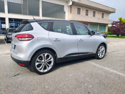 Renault Scenic E-Tech Electric 1.9 dCi Confort Dynamique (6)