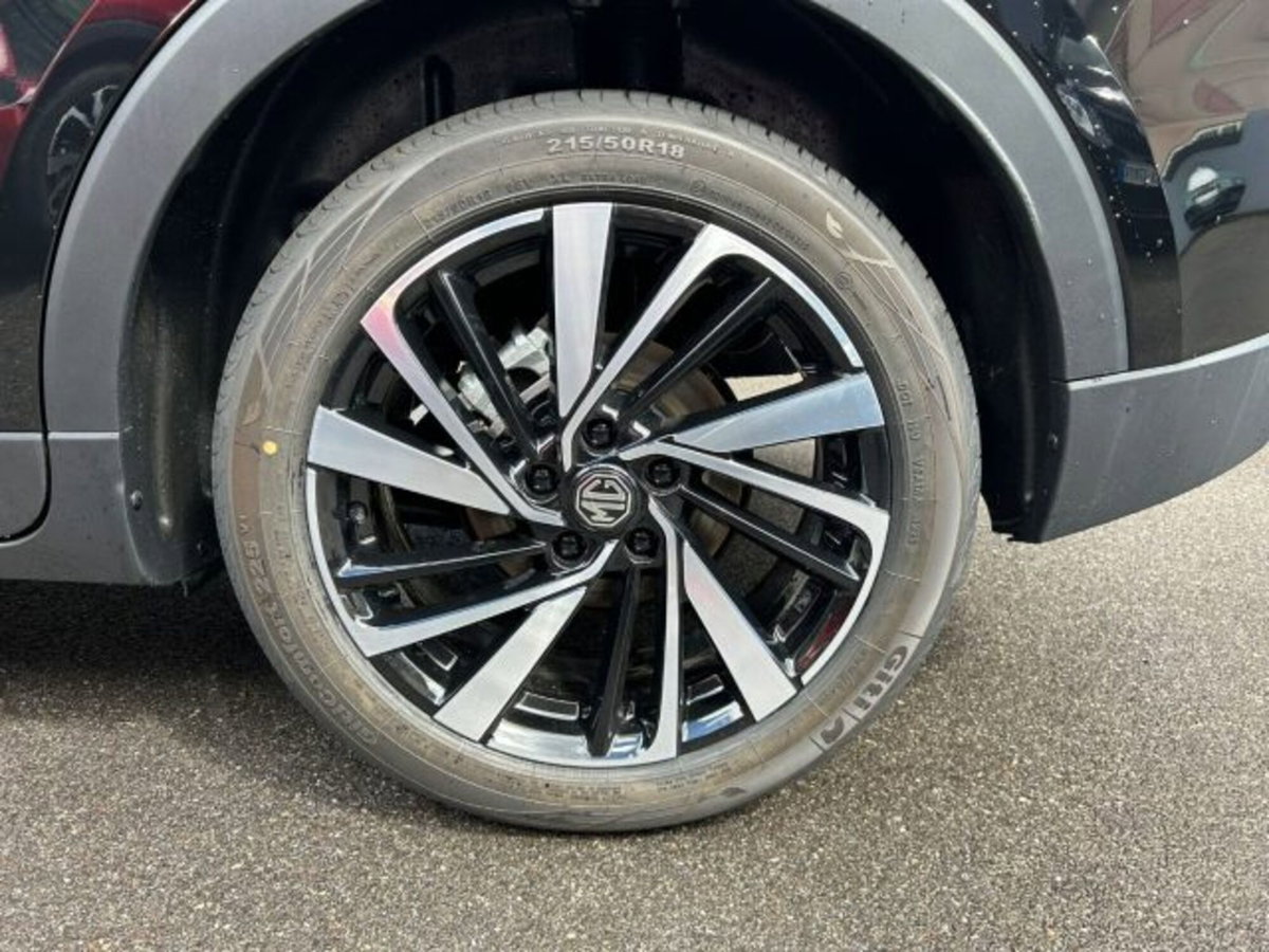 Mg ZS ZS 1.5 Luxury (16)