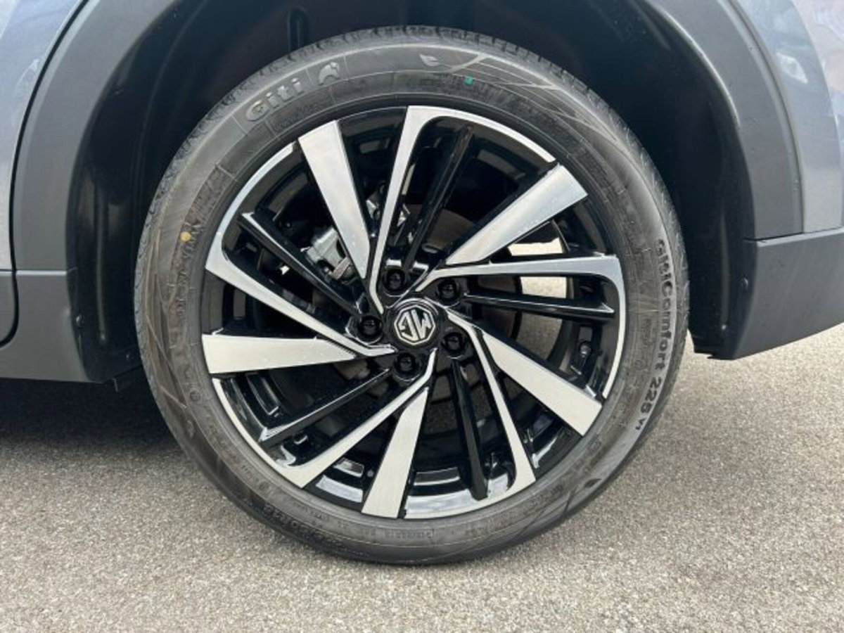 Mg ZS ZS 1.5 Luxury (16)