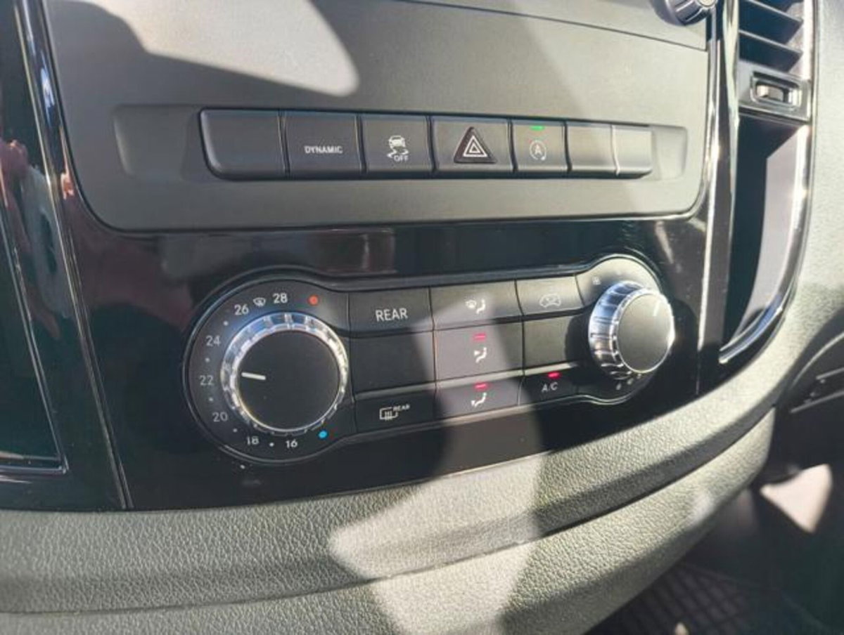 Mercedes-Benz Vito tourer 114 cdi long Pro 9G-tronic (12)