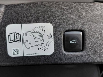 Ford Kuga 2.5 Plug In Hybrid 225 CV CVT 2WD Titanium (11)