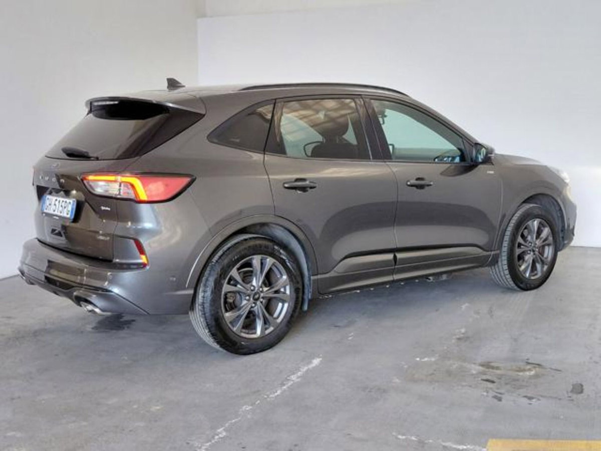 Ford Kuga 2.5 Plug In Hybrid 225 CV CVT 2WD ST-Line (8)