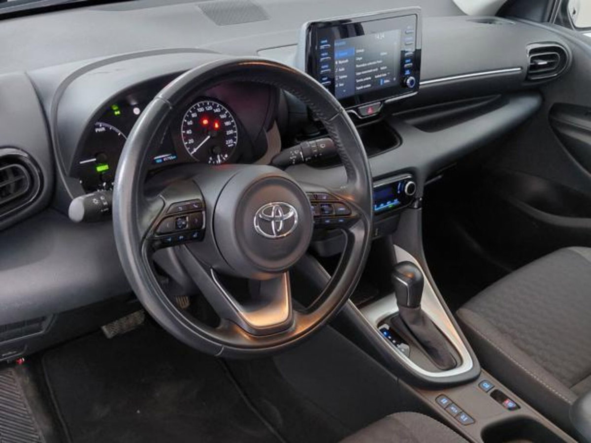 Toyota Yaris 1.5 Hybrid 5 porte Energy (6)