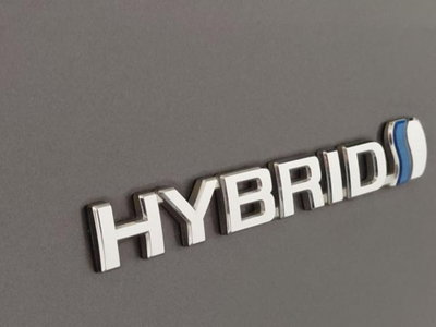 Toyota Yaris 1.5 Hybrid 5 porte Energy (9)