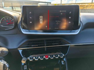 Peugeot 2008 BlueHDi 130 S&S EAT8 GT Pack (14)