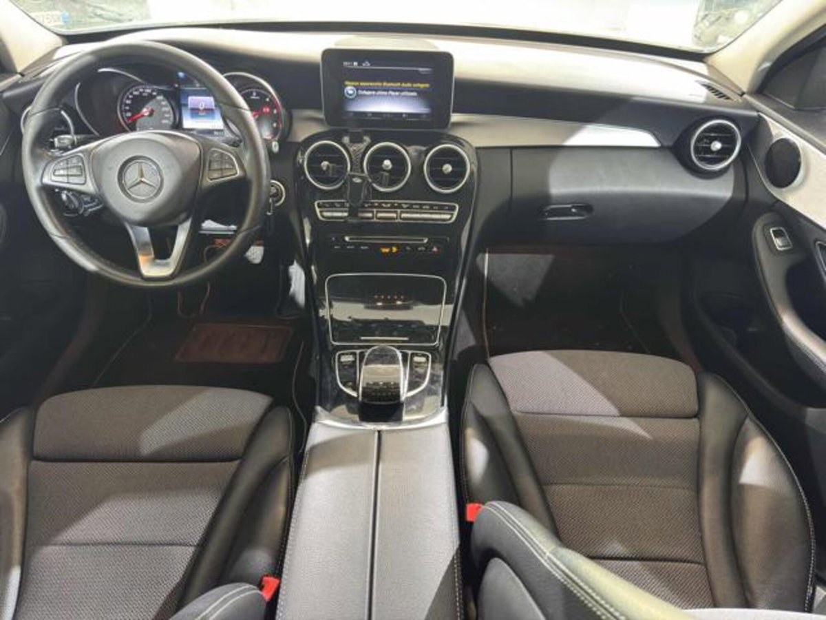 Mercedes-Benz Classe C Station Wagon 200 d Auto Premium Plus (12)