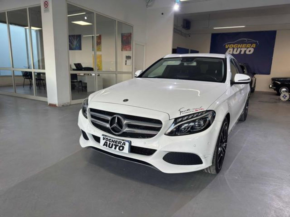 Mercedes-Benz Classe C Station Wagon 200 d Auto Premium Plus (2)