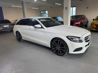 Mercedes-Benz Classe C Station Wagon 200 d Auto Premium Plus (8)