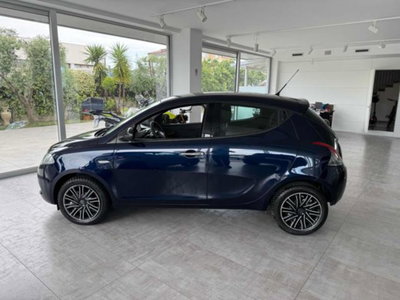 Lancia Ypsilon 1.3 MJT 16V 95 CV 5 porte S&S Gold (2)