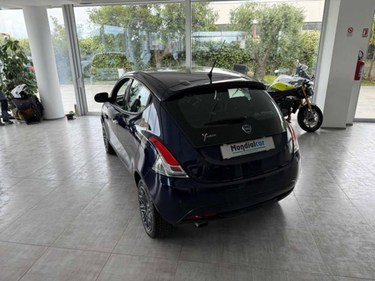 Lancia Ypsilon 1.3 MJT 16V 95 CV 5 porte S&S Gold (4)