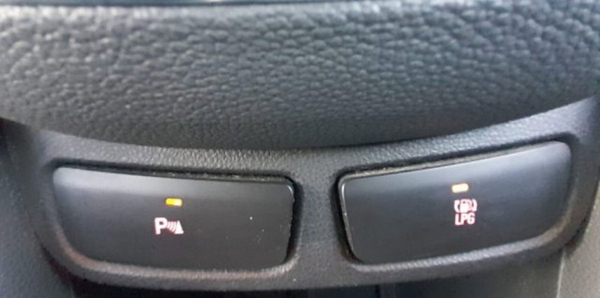 Opel Mokka 1.4 Turbo GPL Tech 140CV 4x2 Cosmo (10)
