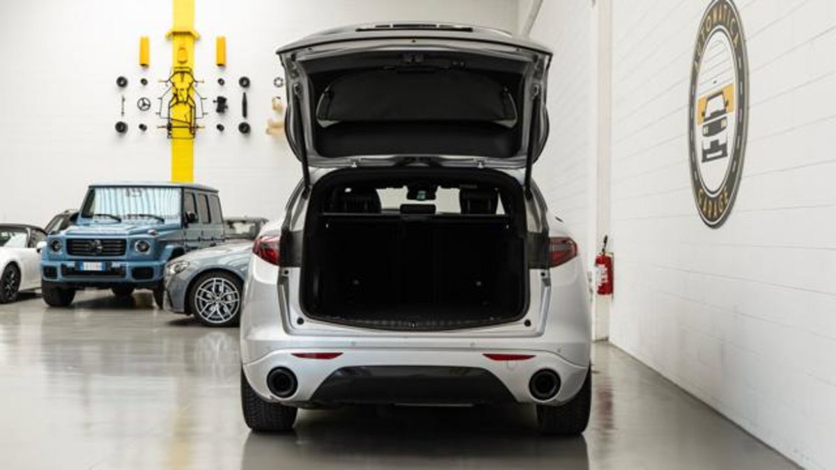 Alfa Romeo Stelvio Stelvio 2.2 Turbodiesel 210 CV AT8 Q4 Veloce (18)