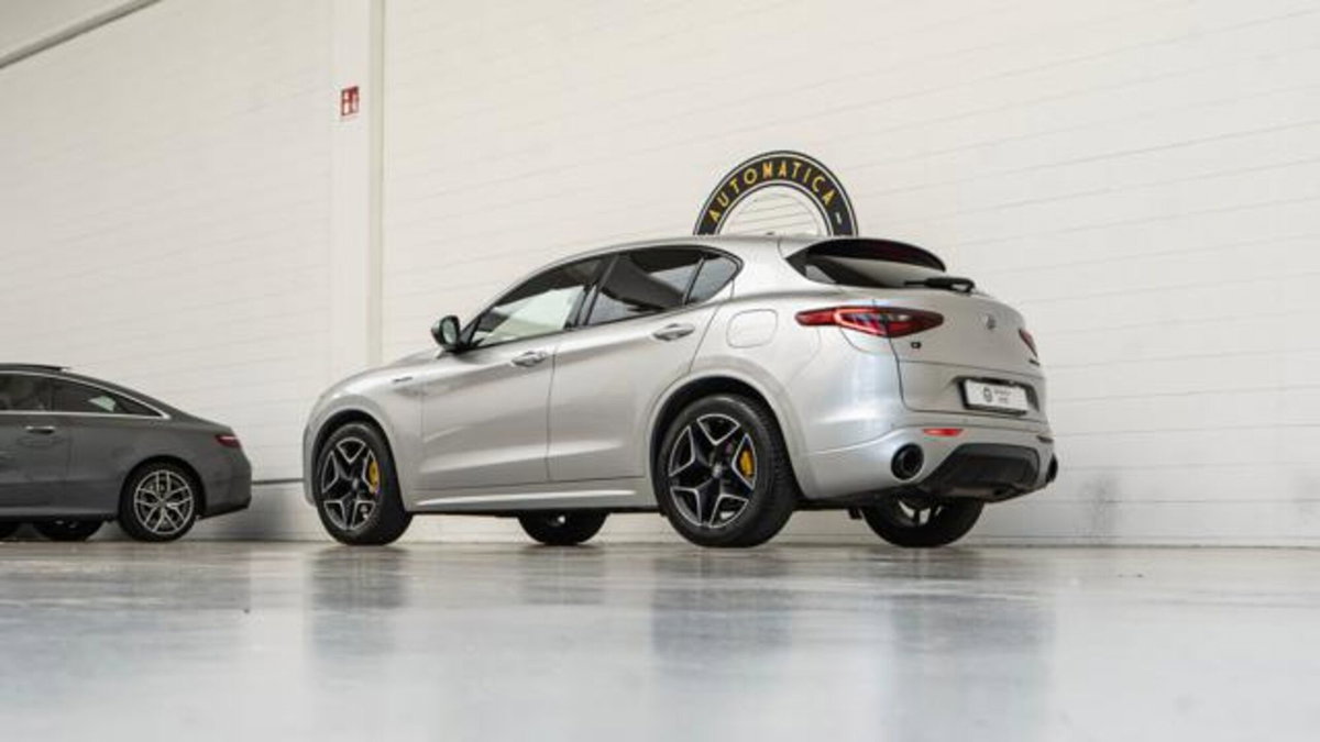 Alfa Romeo Stelvio Stelvio 2.2 Turbodiesel 210 CV AT8 Q4 Veloce (19)
