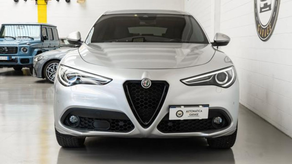 Alfa Romeo Stelvio Stelvio 2.2 Turbodiesel 210 CV AT8 Q4 Veloce (8)