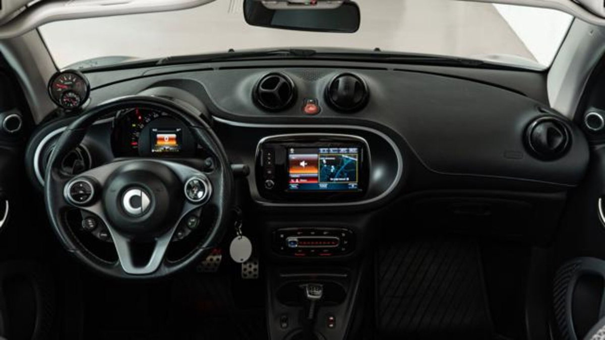 smart Fortwo Cabrio BRABUS 0.9 Turbo twinamic cabrio Xclusive (11)