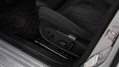 Volkswagen Golf 2.0 TDI 150 CV DSG SCR Style (14)