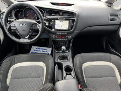 Kia cee'd Sport Wagon 1.6 CRDi 110 CV SW Cool (14)