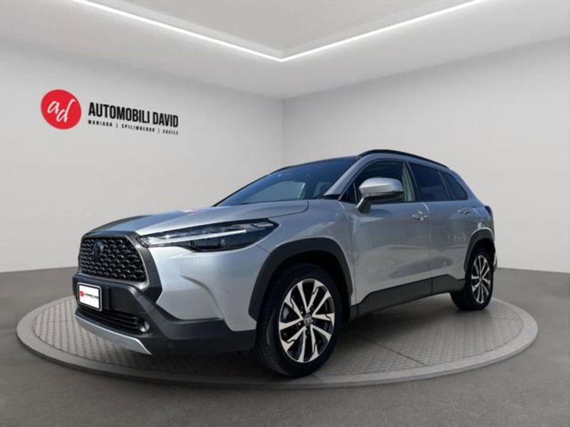 Toyota Corolla Cross Hybrid 2.0 Hybrid 197 CV E-CVT Lounge Light