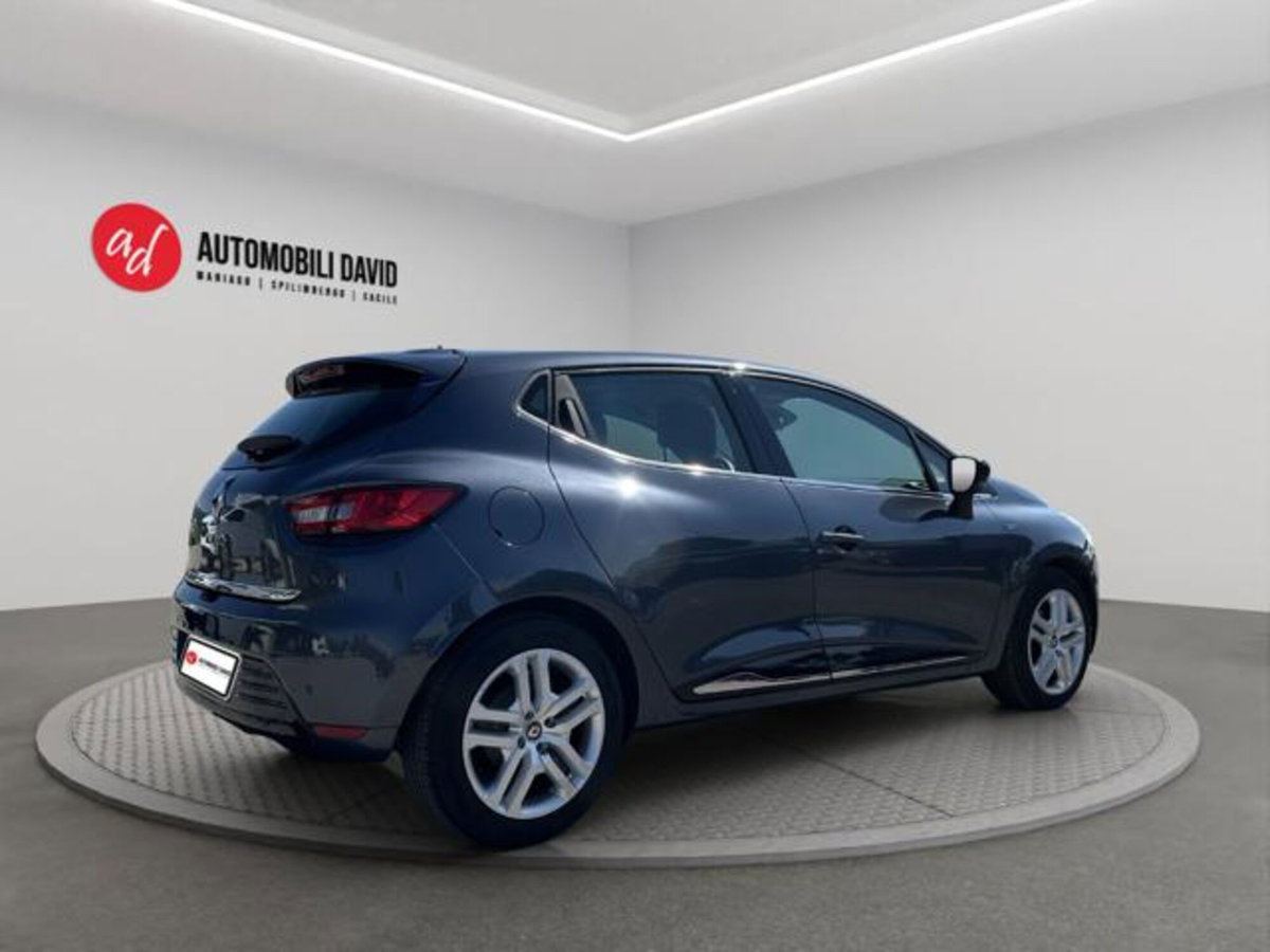 Renault Clio dCi 8V 90 CV Start&Stop 5 porte Energy Duel (4)