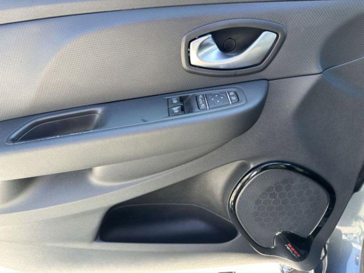 Renault Clio dCi 8V 90 CV Start&Stop 5 porte Energy Duel (9)