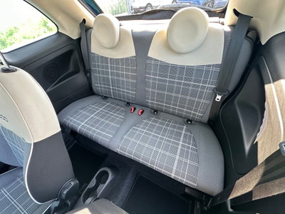 Fiat 500 1.0 Hybrid Lounge (8)