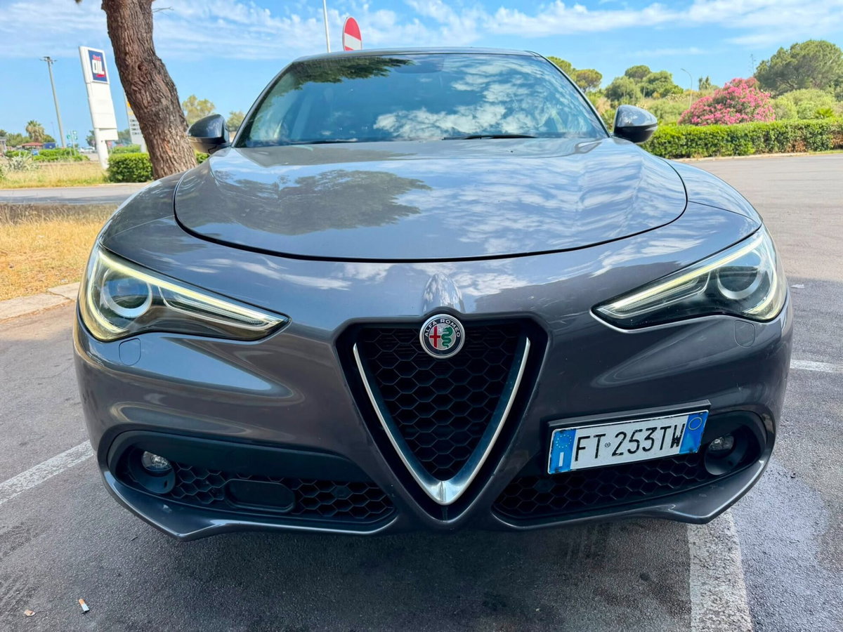 Alfa Romeo Stelvio Stelvio 2.2 Turbodiesel 210 CV AT8 Q4 Executive