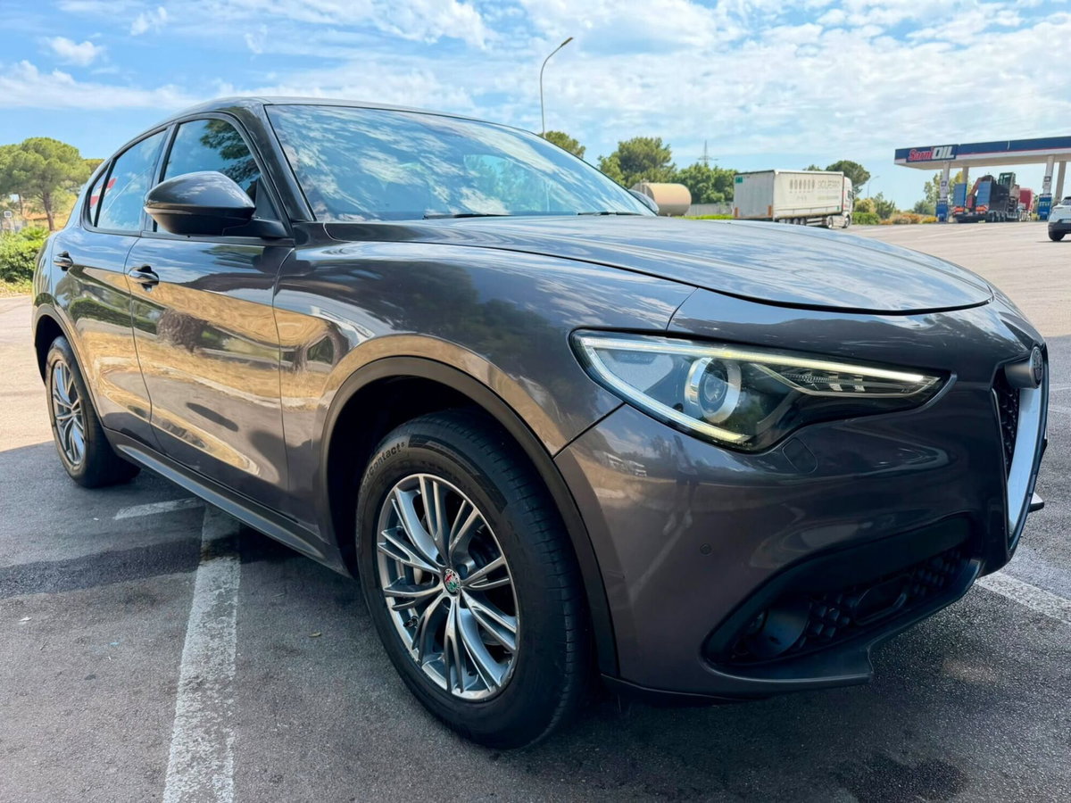 Alfa Romeo Stelvio Stelvio 2.2 Turbodiesel 210 CV AT8 Q4 Executive (2)
